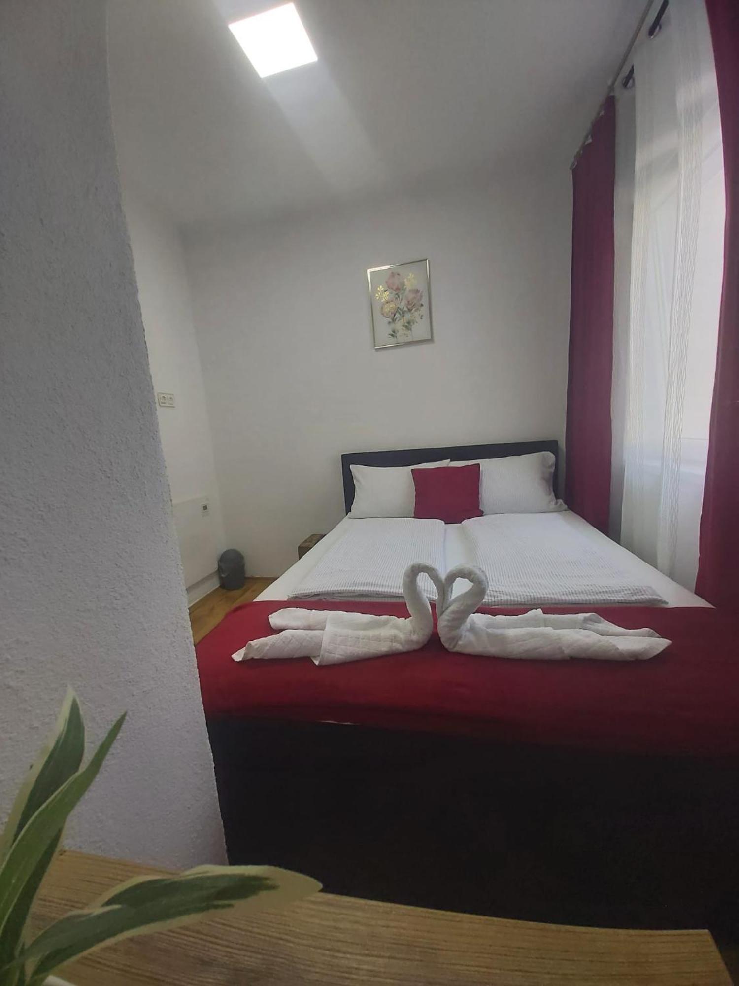 Panda Rooms Марібор Екстер'єр фото