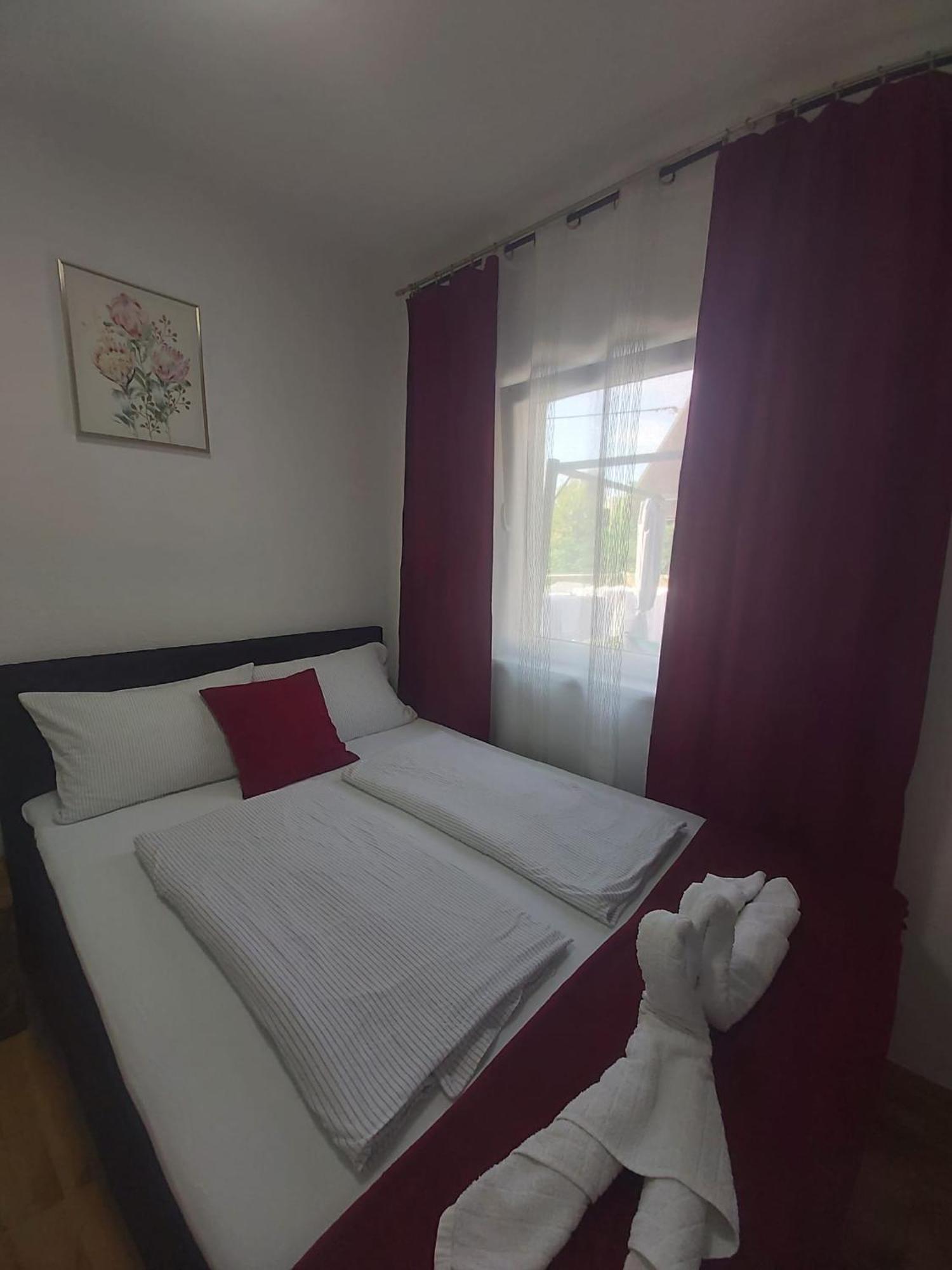 Panda Rooms Марібор Екстер'єр фото