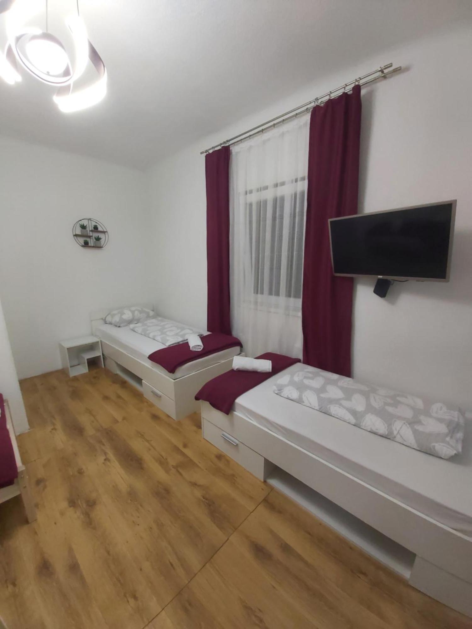 Panda Rooms Марібор Екстер'єр фото