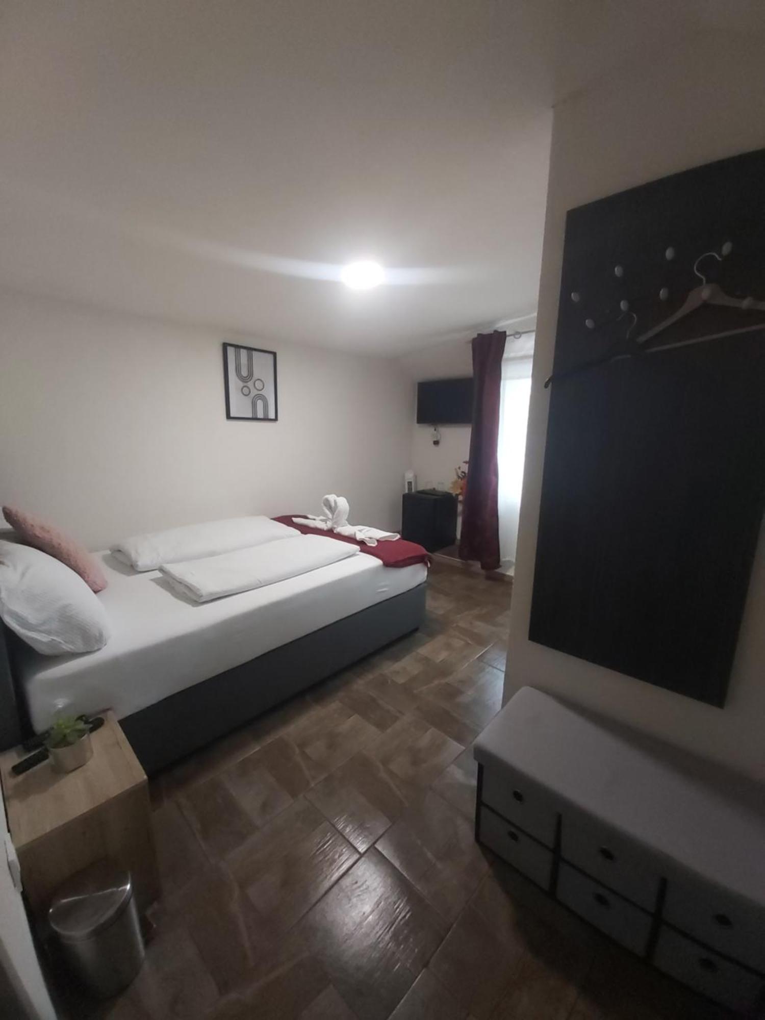 Panda Rooms Марібор Екстер'єр фото