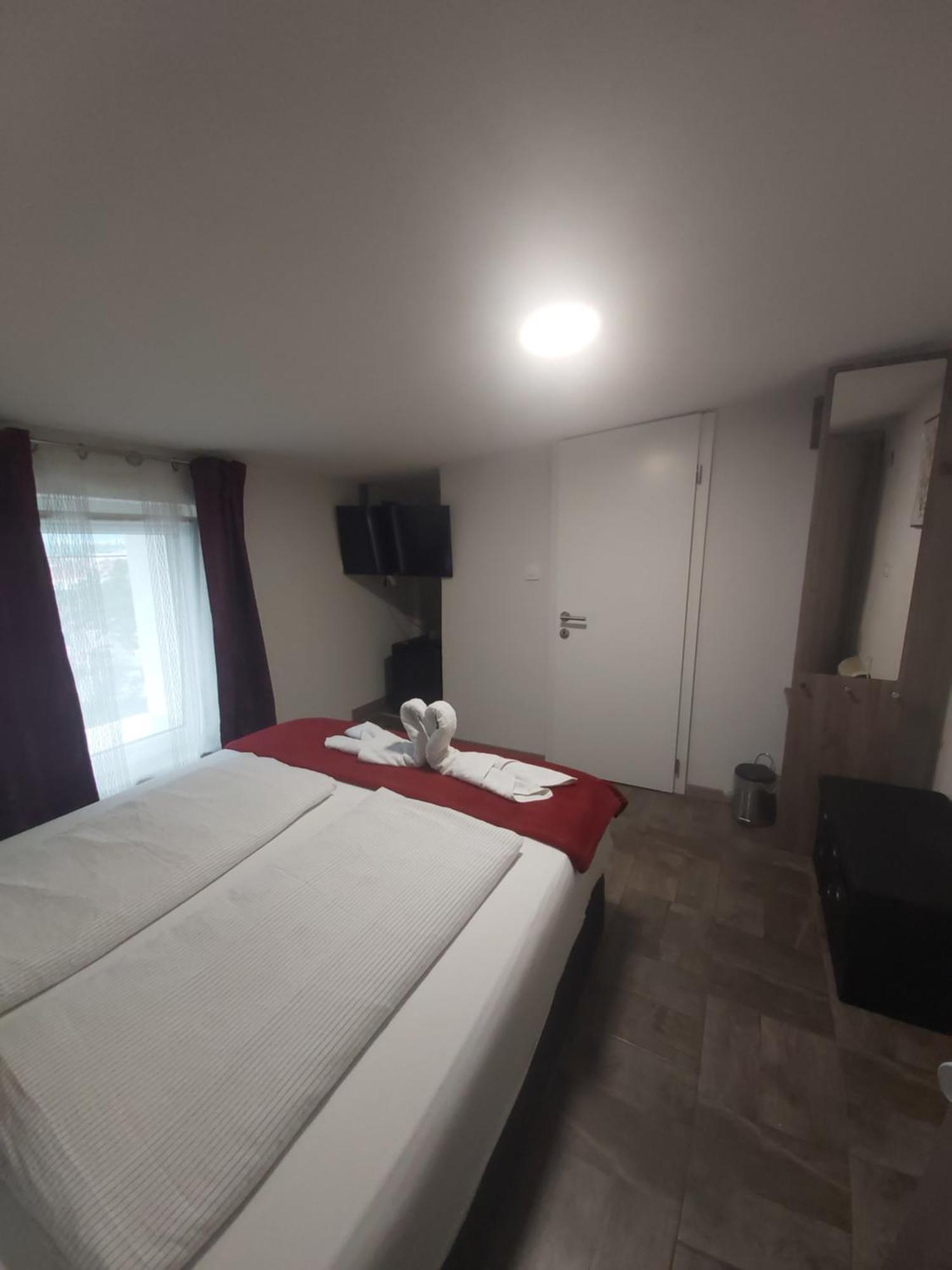 Panda Rooms Марібор Екстер'єр фото