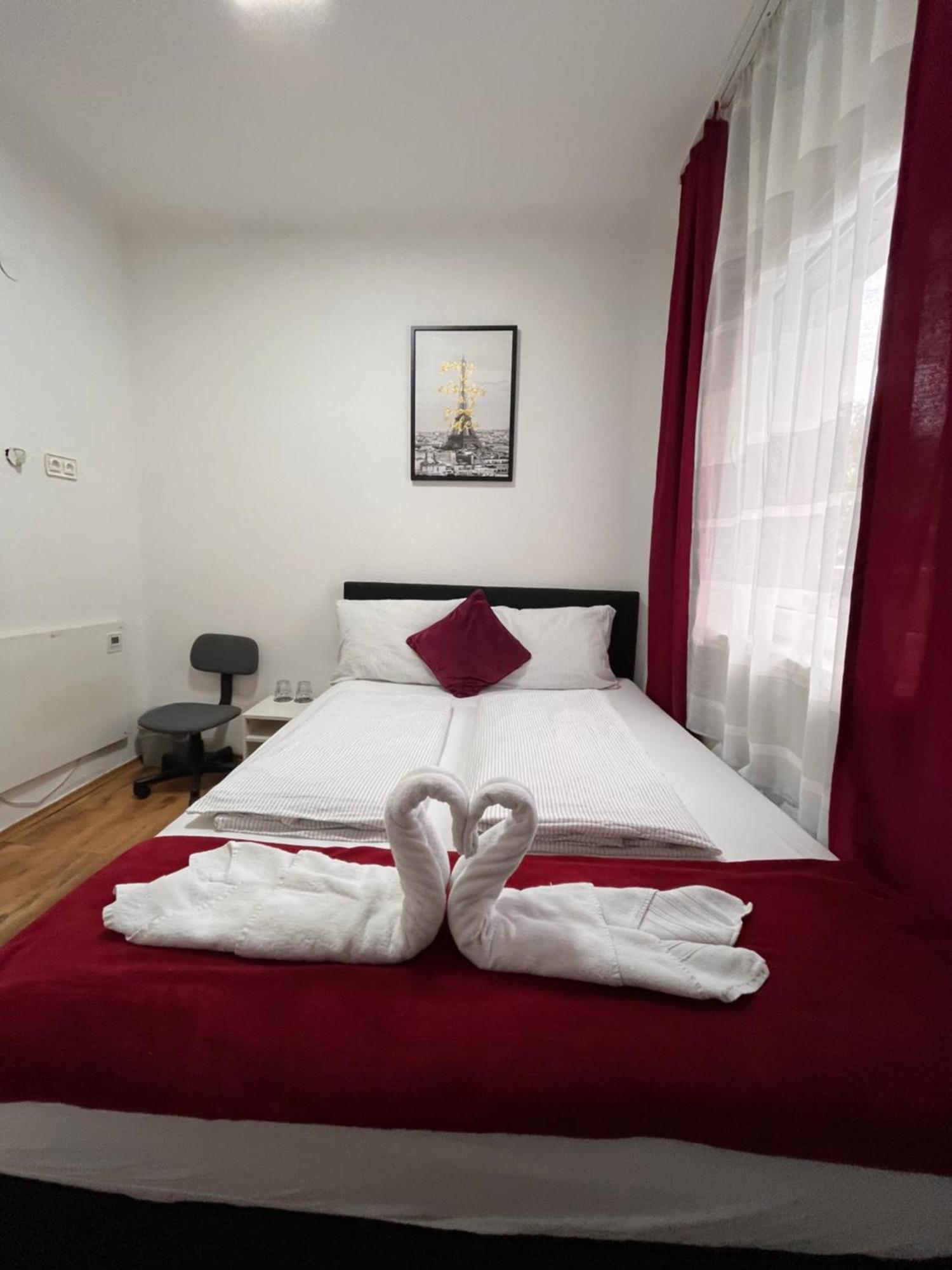Panda Rooms Марібор Екстер'єр фото